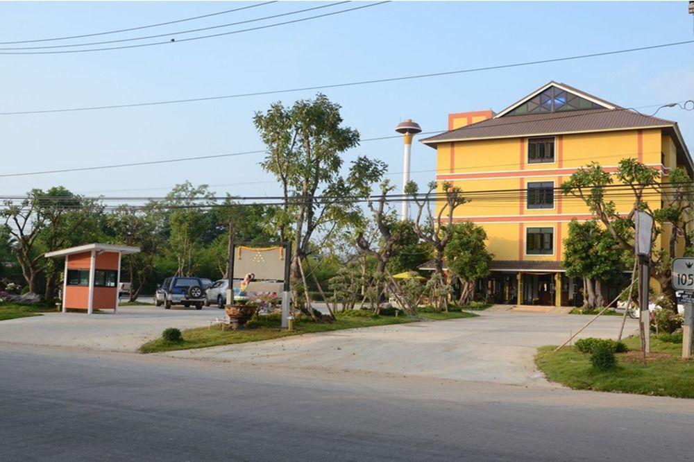 Boonme Heritage Phitsanulok Exterior foto